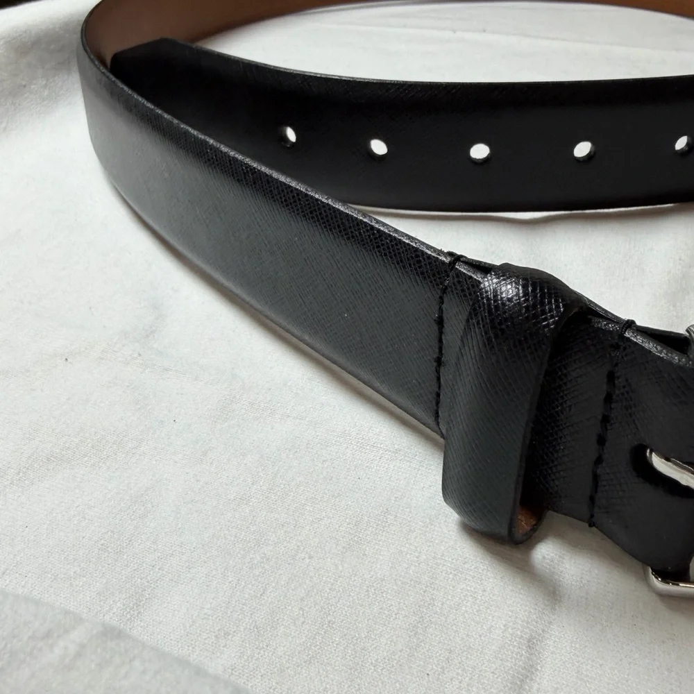 Like New Nordstrom Size 36 Genuine Leather Black Textured Designer Belt